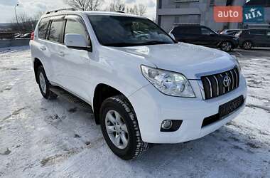 Внедорожник / Кроссовер Toyota Land Cruiser Prado 2012 в Киеве