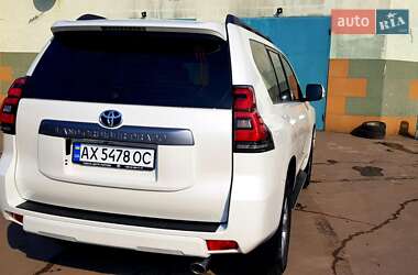 Позашляховик / Кросовер Toyota Land Cruiser Prado 2019 в 
