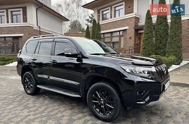 Позашляховик / Кросовер Toyota Land Cruiser Prado 2022 в Дніпрі