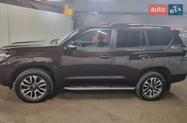 Внедорожник / Кроссовер Toyota Land Cruiser Prado 2022 в Киеве