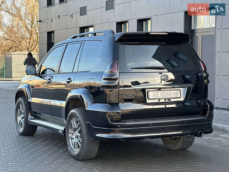 Внедорожник / Кроссовер Toyota Land Cruiser Prado 2005 в Днепре