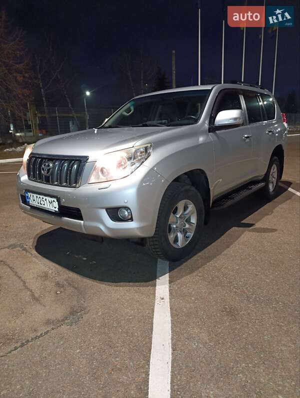 Внедорожник / Кроссовер Toyota Land Cruiser Prado 2012 в Житомире