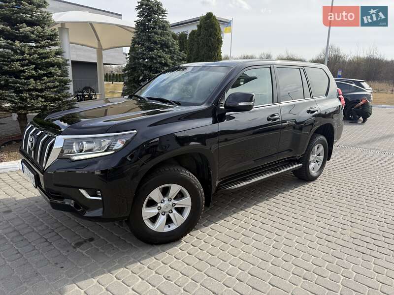 Позашляховик / Кросовер Toyota Land Cruiser Prado 2019 в Львові