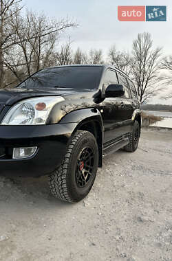 Внедорожник / Кроссовер Toyota Land Cruiser Prado 2004 в 
