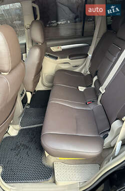 Внедорожник / Кроссовер Toyota Land Cruiser Prado 2004 в 