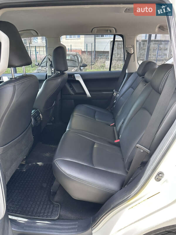 Внедорожник / Кроссовер Toyota Land Cruiser Prado 2014 в Одессе