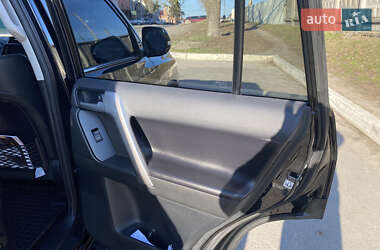 Внедорожник / Кроссовер Toyota Land Cruiser Prado 2022 в 