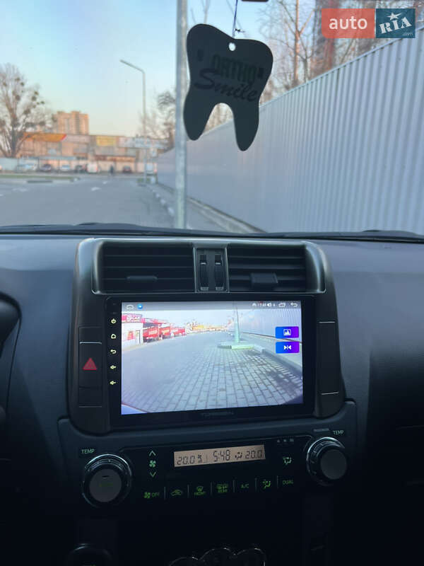 Позашляховик / Кросовер Toyota Land Cruiser Prado 2013 в Києві