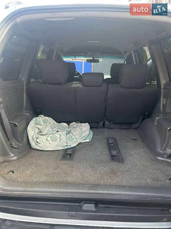 Позашляховик / Кросовер Toyota Land Cruiser Prado 2007 в Лубнах