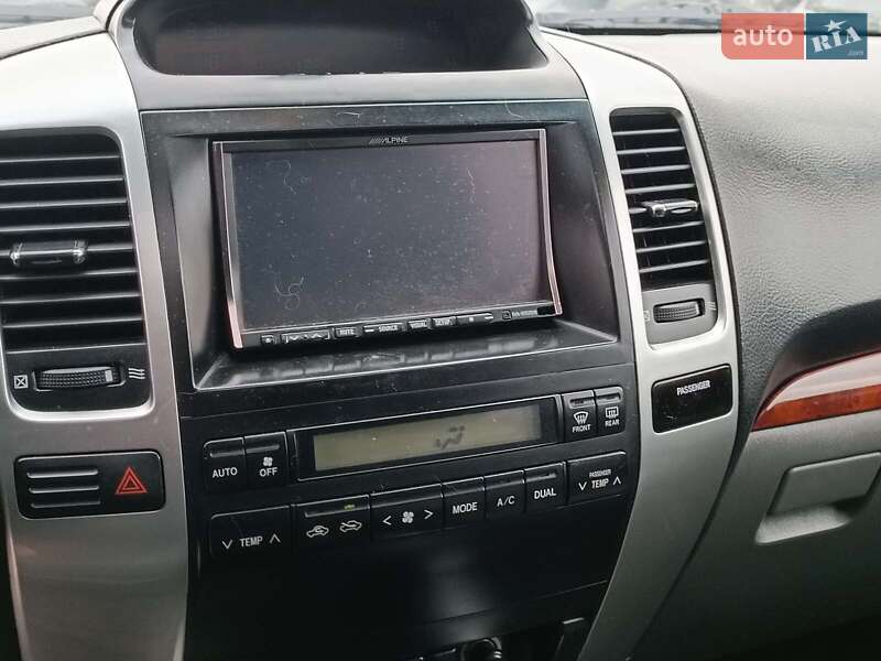 Внедорожник / Кроссовер Toyota Land Cruiser Prado 2006 в Харькове