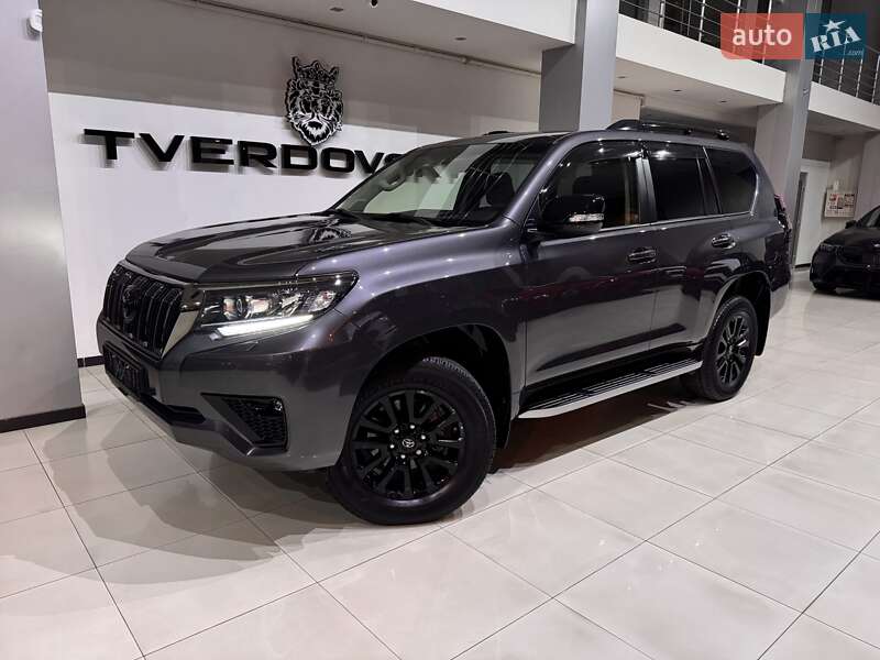 Внедорожник / Кроссовер Toyota Land Cruiser Prado 2021 в 