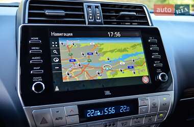 Позашляховик / Кросовер Toyota Land Cruiser Prado 2021 в 