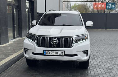 Внедорожник / Кроссовер Toyota Land Cruiser Prado 2010 в 