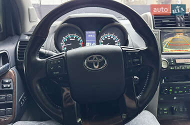 Внедорожник / Кроссовер Toyota Land Cruiser Prado 2010 в 