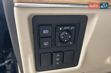 Позашляховик / Кросовер Toyota Land Cruiser Prado 2021 в 