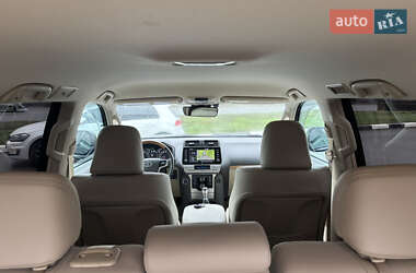 Позашляховик / Кросовер Toyota Land Cruiser Prado 2021 в 