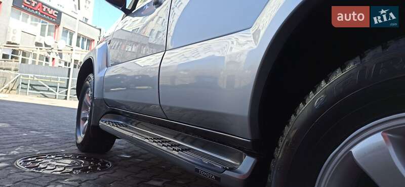Внедорожник / Кроссовер Toyota Land Cruiser Prado 2005 в Черновцах