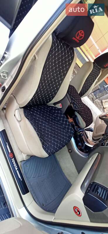 Внедорожник / Кроссовер Toyota Land Cruiser Prado 2005 в Черновцах