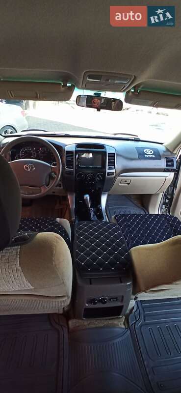 Внедорожник / Кроссовер Toyota Land Cruiser Prado 2005 в Черновцах