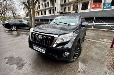 Позашляховик / Кросовер Toyota Land Cruiser Prado 2013 в 