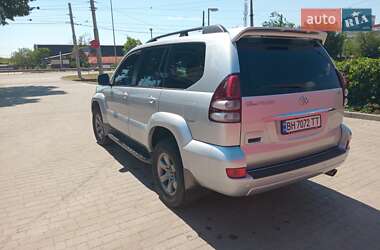 Внедорожник / Кроссовер Toyota Land Cruiser Prado 2005 в 