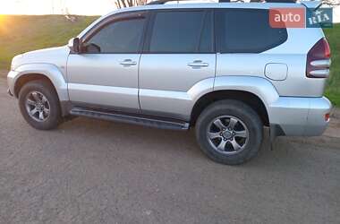 Внедорожник / Кроссовер Toyota Land Cruiser Prado 2005 в 