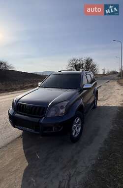Внедорожник / Кроссовер Toyota Land Cruiser Prado 2005 в 