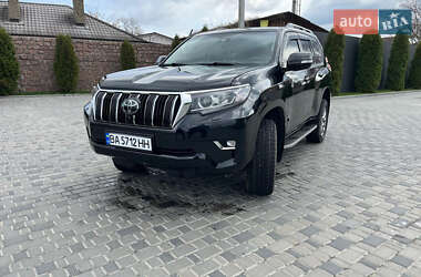 Внедорожник / Кроссовер Toyota Land Cruiser Prado 2018 в 