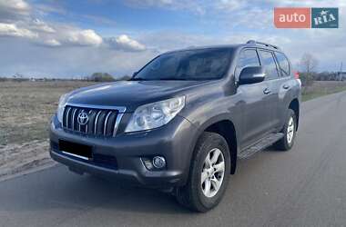 Позашляховик / Кросовер Toyota Land Cruiser Prado 2013 в 