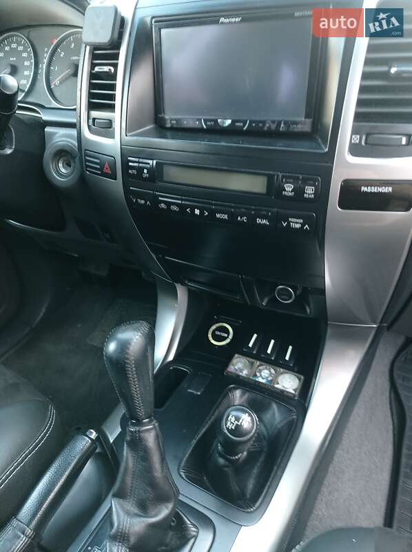 Позашляховик / Кросовер Toyota Land Cruiser Prado 2005 в Стебнику