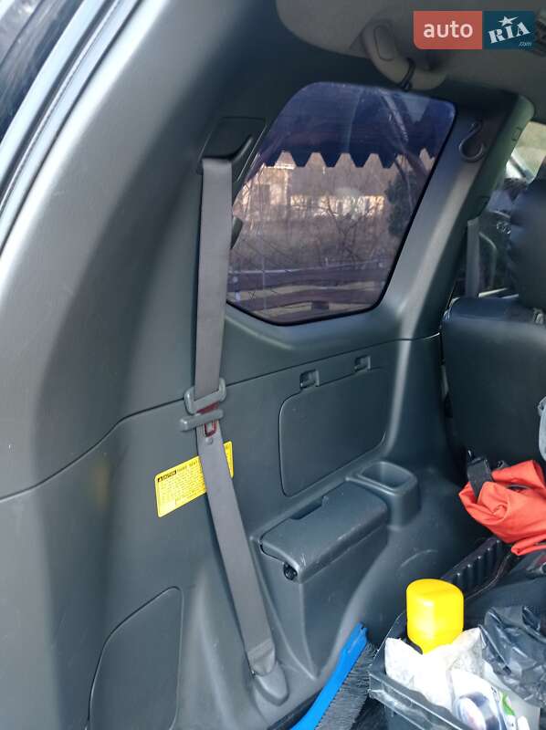 Позашляховик / Кросовер Toyota Land Cruiser Prado 2005 в Стебнику