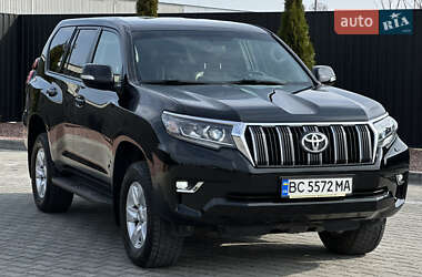 Внедорожник / Кроссовер Toyota Land Cruiser Prado 2019 в 