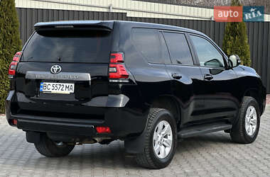 Внедорожник / Кроссовер Toyota Land Cruiser Prado 2019 в 