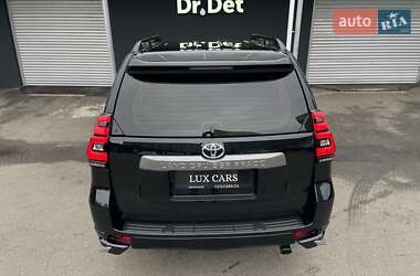 Внедорожник / Кроссовер Toyota Land Cruiser Prado 2021 в 
