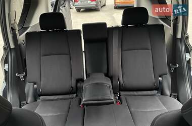 Внедорожник / Кроссовер Toyota Land Cruiser Prado 2021 в 