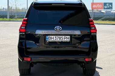 Позашляховик / Кросовер Toyota Land Cruiser Prado 2023 в 