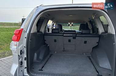 Внедорожник / Кроссовер Toyota Land Cruiser Prado 2010 в 