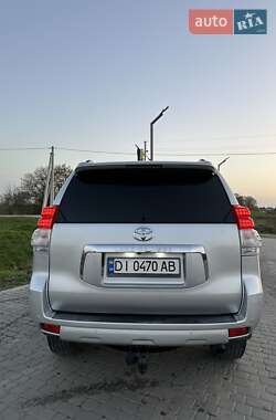 Внедорожник / Кроссовер Toyota Land Cruiser Prado 2010 в 