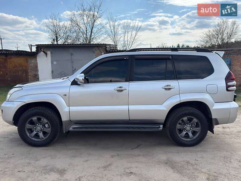 Внедорожник / Кроссовер Toyota Land Cruiser Prado 2007 в Ахтырке