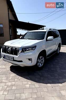 Внедорожник / Кроссовер Toyota Land Cruiser Prado 2020 в 