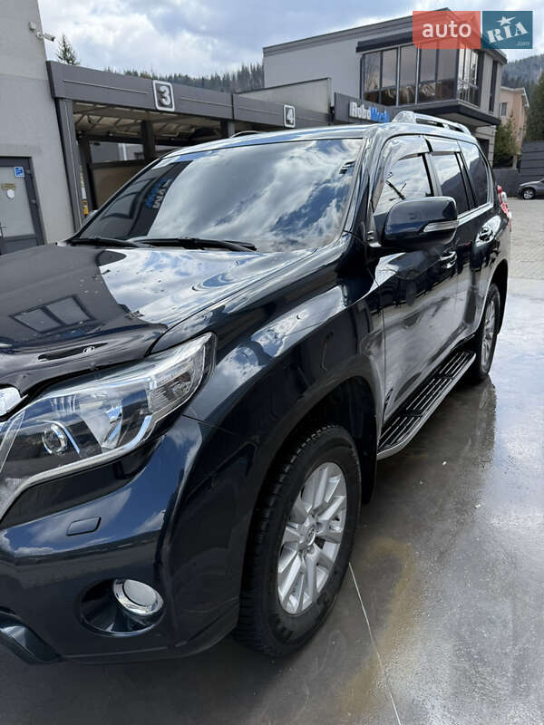 Внедорожник / Кроссовер Toyota Land Cruiser Prado 2013 в Ивано-Франковске