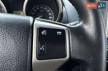 Внедорожник / Кроссовер Toyota Land Cruiser Prado 2014 в 