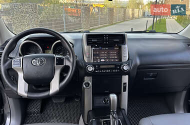 Внедорожник / Кроссовер Toyota Land Cruiser Prado 2014 в 