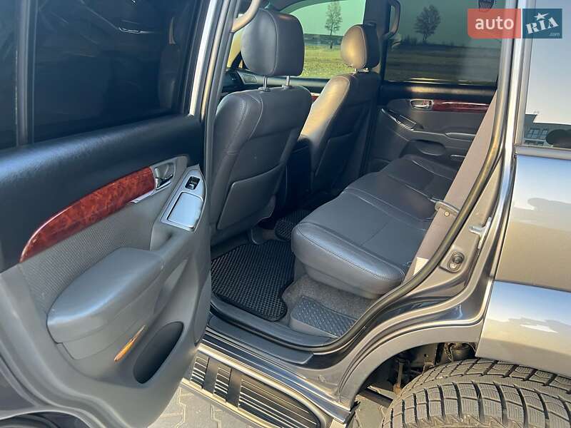 Внедорожник / Кроссовер Toyota Land Cruiser Prado 2006 в Черкассах