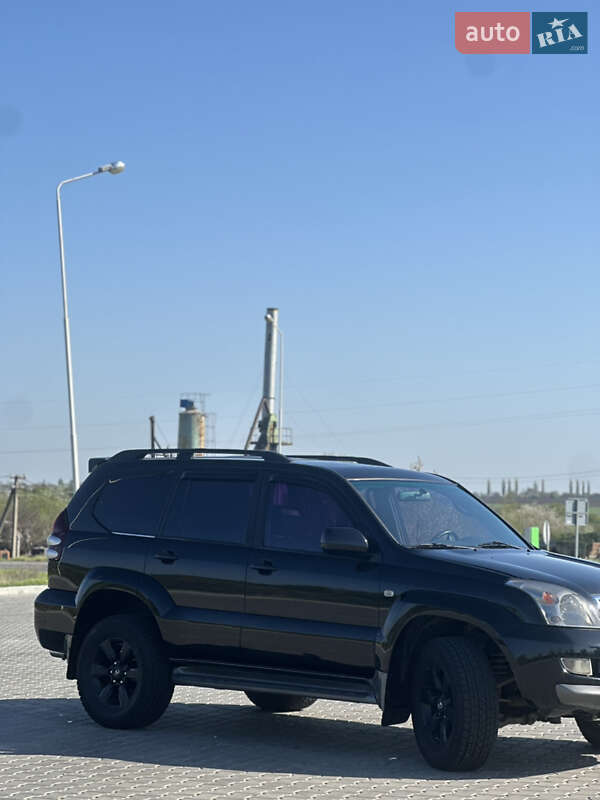 Позашляховик / Кросовер Toyota Land Cruiser Prado 2005 в Голованівську