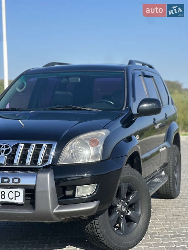 Позашляховик / Кросовер Toyota Land Cruiser Prado 2005 в Голованівську