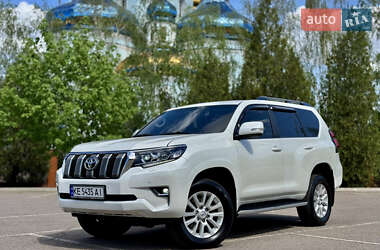 Внедорожник / Кроссовер Toyota Land Cruiser Prado 2014 в 