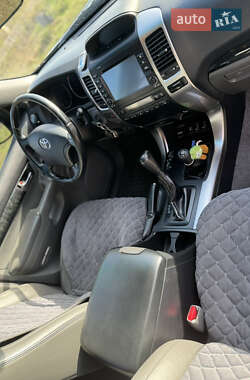 Внедорожник / Кроссовер Toyota Land Cruiser Prado 2008 в 