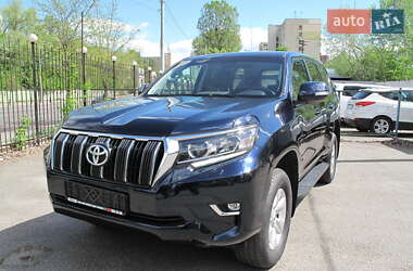 Внедорожник / Кроссовер Toyota Land Cruiser Prado 2018 в 