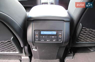 Внедорожник / Кроссовер Toyota Land Cruiser Prado 2018 в 